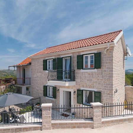 Nice home in Primosten w/ WiFi&2 Bedrooms Buitenkant foto